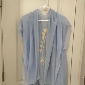 Light blue and cream abstract shaped kimono